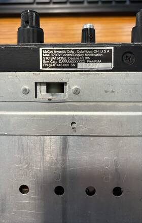 82-01445-000 Mccoy Avionics Mac 1700v Nav/comm Unit Assembly With Tran And Leads Pn 82-01445-000 Mccoy Avionics Mac 1700v Nav/comm Unit Assembly With Tran And Leads Pn