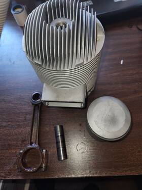 0-100-1 Mccullough 10506- 4318 Cylinder Head Piston And Rod For Gyrocopter Engine