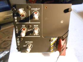 90a410269-1001 Mcdonnel Douglas Flight Simulator Electronic Warfare Panel Opxv4 Assy