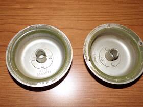 9533971 Meggitt Caps