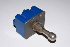 4tl1-1a Micro Switch Blue Case 3 Position Toggle - Freeport Illinois