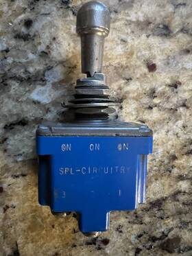 2tl11-10n Microswitch Freeport Il Aircraft Toggle Switch . On-on- Unlatch On
