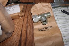 Nasd1763-121212 National Aeronautic Standards Nas1763-121212 Tee Fitting Flareless Tube To Swivel On Run 3/4 X 3 4730-01-1558