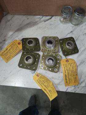 143-33152 Navion Trunnion Bearings