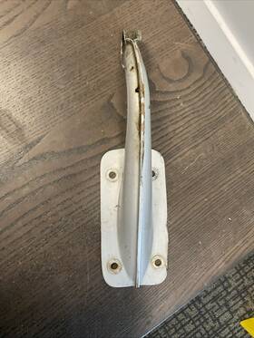 145-16115-2 Navion Rh Center Aileron Hinge Bracket P/n