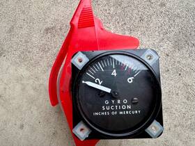 1g10-11 Parker Gyro Suction Gauge P/n Cb
