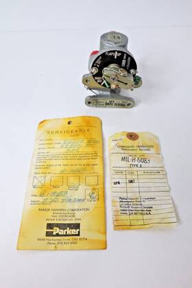 53500-305 Parker Hannifin Shut Off Valve With O/h Sv Tag