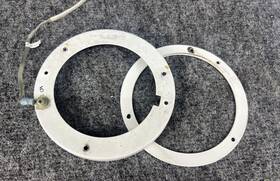 107754-002 Piper Light Retainer