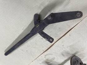 1024-774 Piper 12494-00 Pa-20 Pacer Flap Control Lever Assy P/n