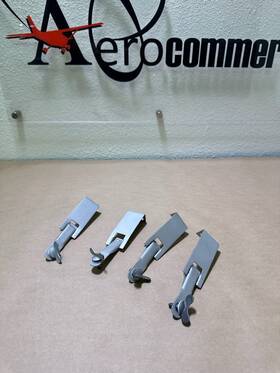 12723-00 Piper Pa-28 Cowling Fasteners - Lot Of 4 2364