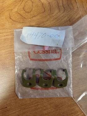 14470-00 Piper Mounting Bracket For Plane