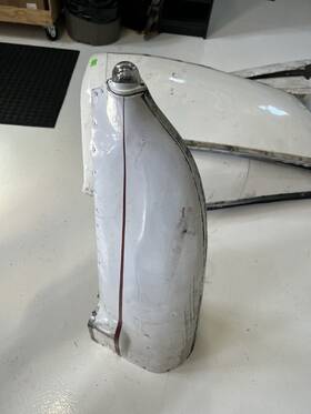 17885-00 Piper Pa-23 Apache Tail Cone With Light -