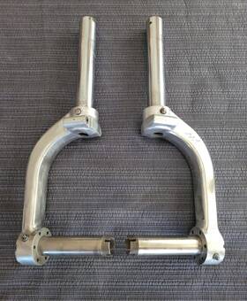 24679-02 Piper Comanche Pa-24 Landing Gear Struts Single Fork Conversion