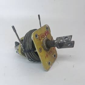 40035-000 Piper 40035-00 / Cheyenne Pa31t - Pa31p Navajo Bracket Trim Drum
