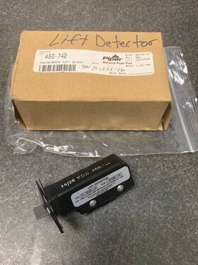 C52207-4 Piper 450-742 Lift Detector Switch New
