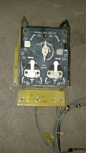 Pa-31 Piper 53814 Firewall Fuel Shut Off Panel Assy. Vintage Part As Is