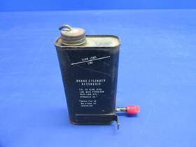 Pa-28-180 Piper 63355-09 Brake Cylinder Reservoir P/n 0325-864