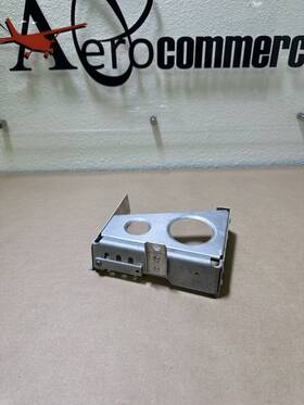 67206-02 Piper Pa-28r Engine Control Support Assy 2772