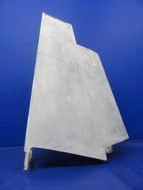Pa-38-112 Piper 77600-02 Tomahawk Vertical Stabilizer / Fin P/n 0325-07