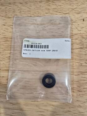 79314-002 Piper Outer Spacing