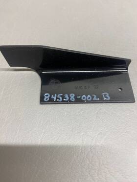 84538-002 Piper Bracket