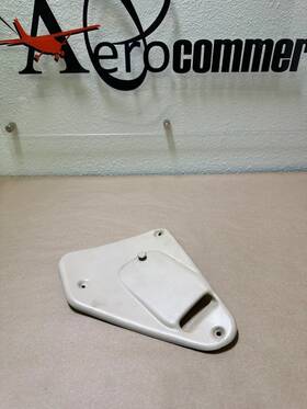 99920-03 Piper Pa-28 Rh Inertia Reel Cover 0147