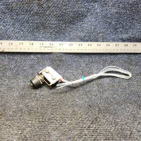 Pa-24-250 Piper Dt-2r-a7 Landing Gear Micro Limit Switch