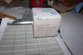 5340-00-869-4250 Pratt & Whitney 596951 And Bracket Pn Jt12 J60 Engine T-2 Buckeye