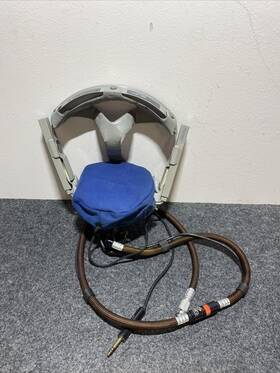 Puritan Bennett Aeros Systems 174064 Used Crew Oxygen Mask Core For Display P/n