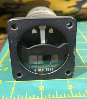 Mil-1-15941 R.c Allen Inc. Instrument Division M3562-01 M3562 01 Rc Turn And Slip Indicator Volts 28 Spec 4pin Lighted