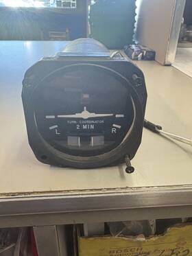 11-30v Rc Allen 83a-11 Indicator Gyro Turn Coordinator P/n Used