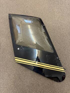 C026-032 Robinson Helicopter & Airplane Parts C425-2 R44ii Forward Cabin Door Assembly Rh