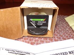 6246-00348 Rochester Aircraft Oil Temp Gauge