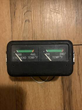C669561-0103 Rochester Oil Temp And Cylinder Head Gage Cluster Cessna 310