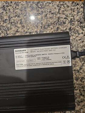 Jac2024ad Schauer 12 V Auto Battery Charger Model Jac2512 Part 0891-121 Fits Piper Arrow