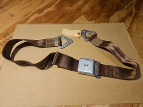 130499c-19-32 Seat Beechcraft Belt Assembly Manufacture Date 2/79 Brown
