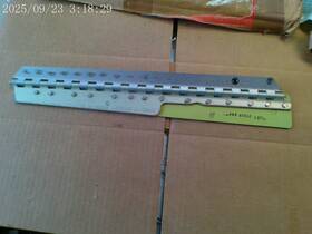 70207-23009-047 Sikorsky Lot Of 2ea Nos Uh-60 Hinges P/n