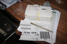 5315-01-239-5997 Sikorsky 70700-77250-109 Nos Sh-60 Helicopter Mounting Bolt Pn