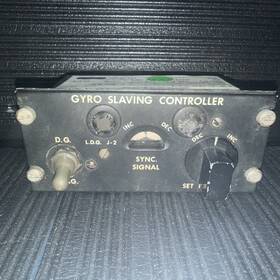 C-90334 Sperry Gyro Slaving Controller Pn C90334 C-90334 Sperry Gyro Slaving Controller Pn C90334