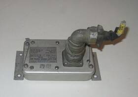 57730 Sterer Nose Sterring Control Box P/n Used Ar Under Carriage Has Cut