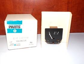 817439 Stewart Warner Voltmeter Cluster Gauge 817439 Stewart Warner Voltmeter Cluster Gauge
