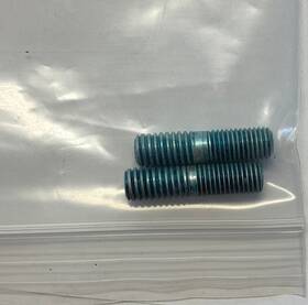 402151p007 Tcm /continental Exhaust Studs Two