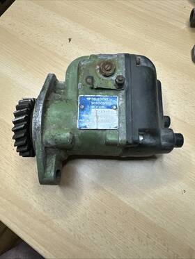 Y-79-b Teledyne X2b7e Magneto Untested