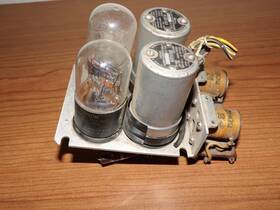 33795-1 Thomas Edison 103-2 Relays And Bulbs