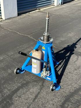 02-0522c0141 Tron Air Tronair 5-ton Hydraulic Tripod Jack