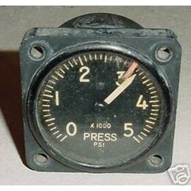 Aw1817ac02 U.s. Gauge Wwii Warbird Hydraulic Pressure Indicator