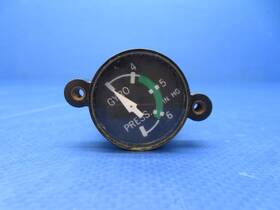 0426-115 Uma 3-310-2 Mooney M20 / M20c Gyro Pressure Gauge P/n