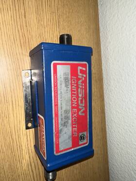 Ch34569-3 Unison 9049770-3 B Ignition Exciter With Igniter Ch34569-3 Unison 9049770-3 B Ignition Exciter With Igniter