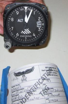 5035p-p23 United Instruments Encoding Altimiter P/n As Removed From Piper 5035p-p23 United Instruments Encoding Altimiter P/n As Removed From Piper