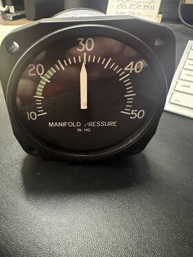 C662035-0101 United Instruments 6111 Manifold Pressure Indicator P/n 6111d.9